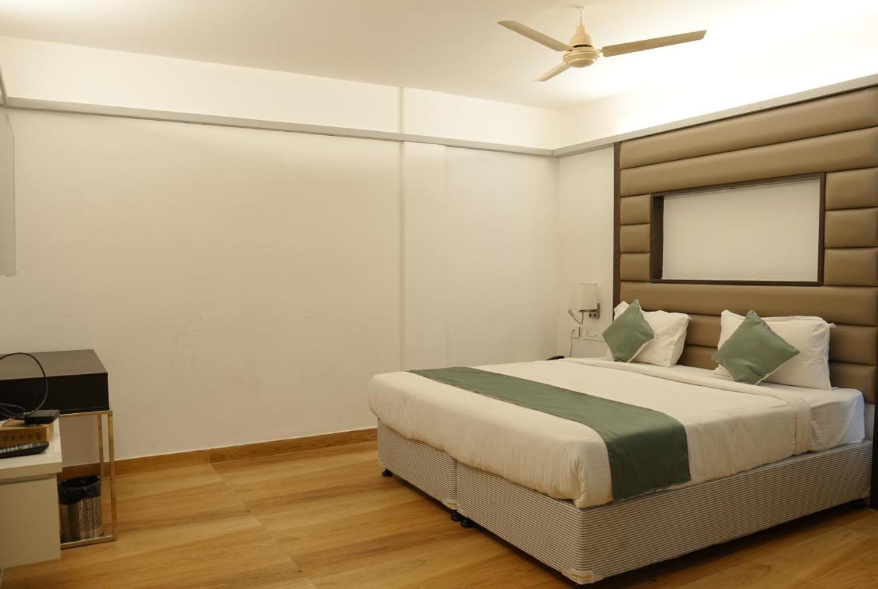 Hotel Konark Khammam Екстер'єр фото